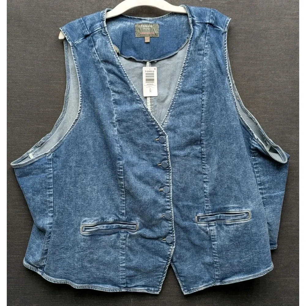 Torrid Blue Vintage Stretch Denim Vest Nebula Plus Size Festival Vest Size 6X - Picture 1 of 7